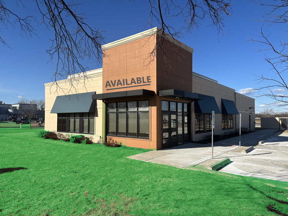 1560 75Th St,Unit Downers, Downers Grove, IL 60516