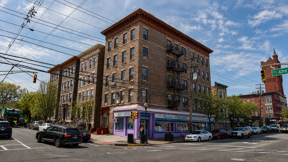 99 Clifton Terrace , Weehawken Township, NJ, 07086