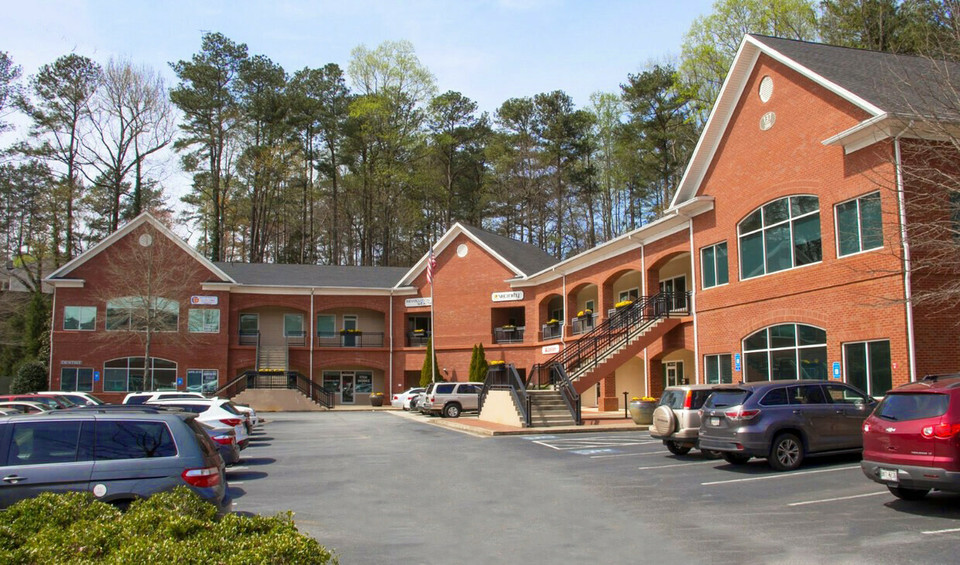137 Johnson Ferry Rd, Marietta, GA 30068