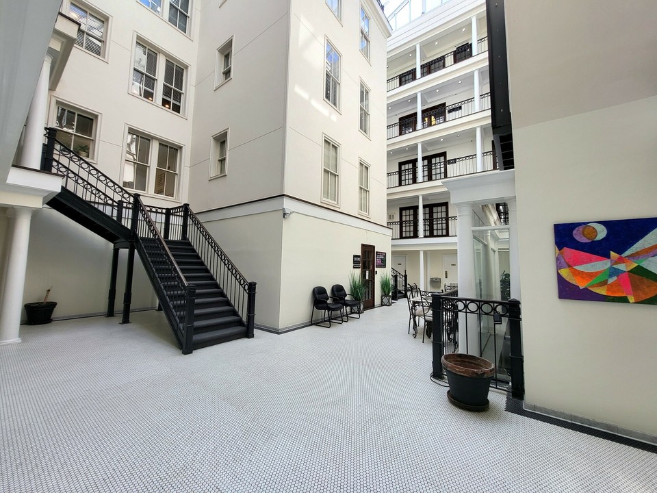 1708 Peachtree St NW, Atlanta, GA 30309