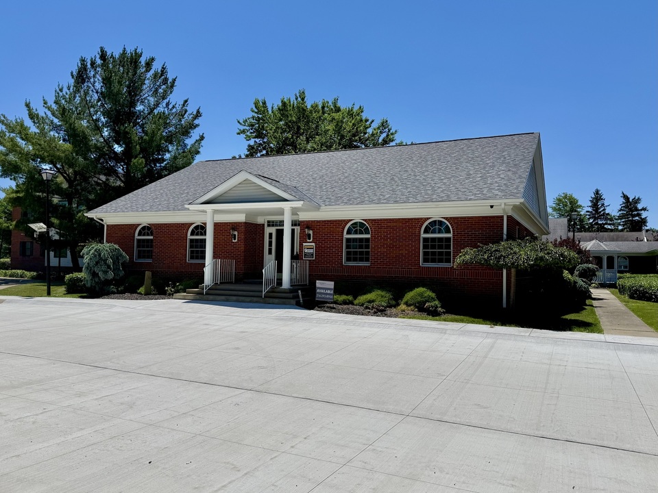 312 N. Cleveland Massillon Road, Akron, OH, 44333