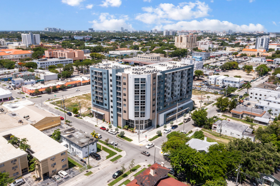 1110 NW 1St St, Miami, FL 33128