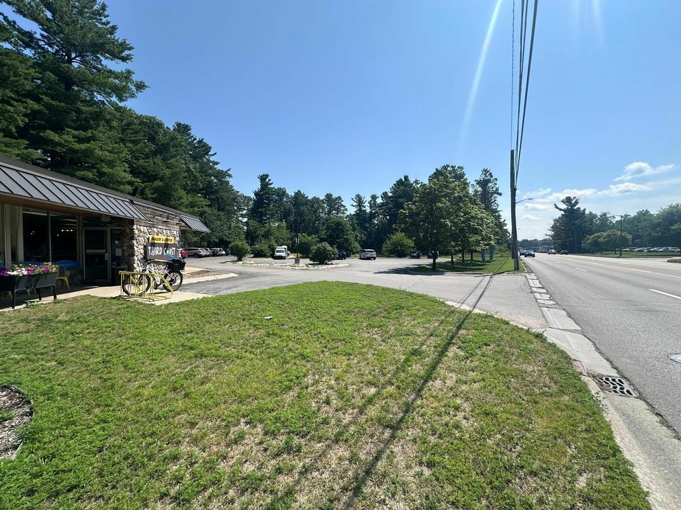 523, 525, 551 Munson Ave, Traverse City, MI, 49686