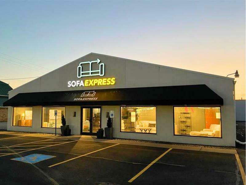 1409 N Scott St, Napoleon, OH 43545