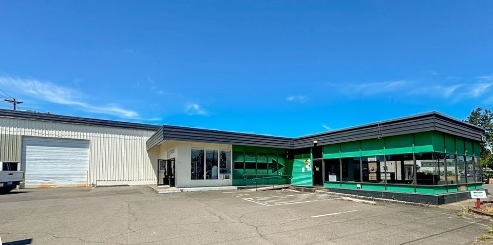 3125 - 3157 Portland Road NE, Salem, OR, 97301