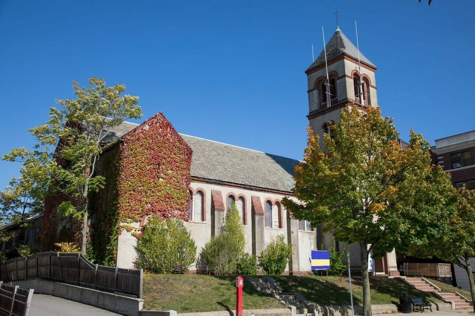125 Highland Ave, Somerville, MA 02143