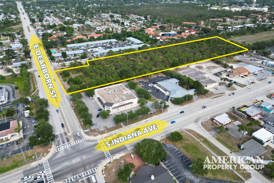 120 E Dearborn St, Englewood, FL 34223