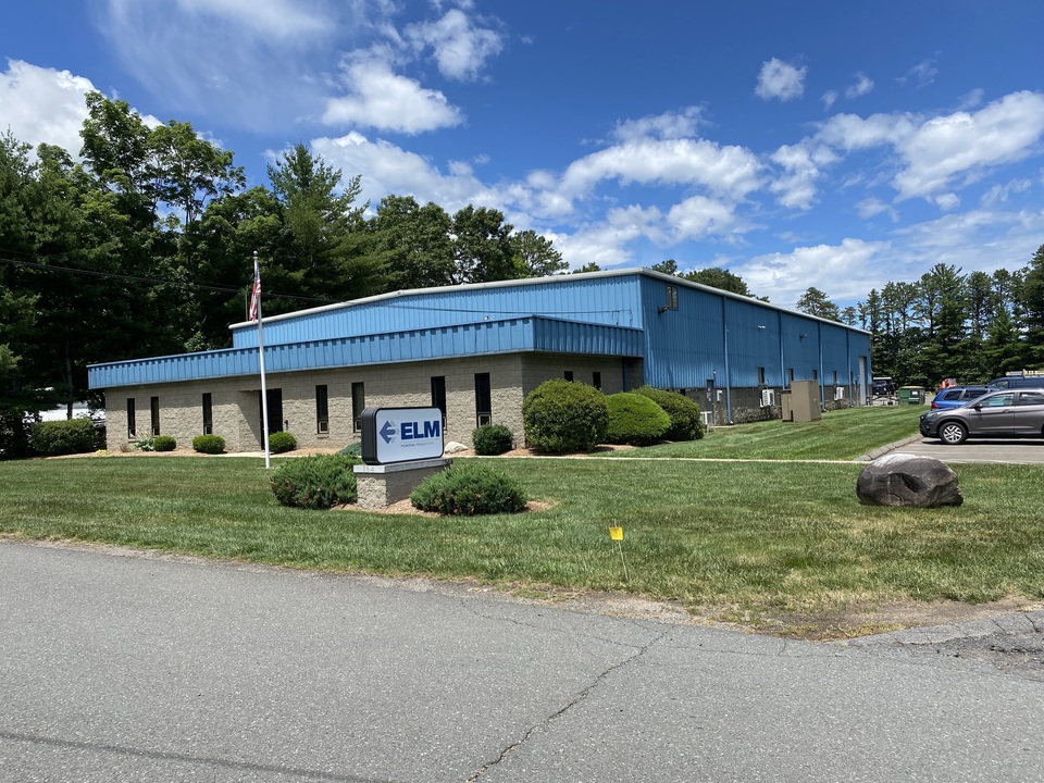 184 Falcon Dr, Westfield, MA 01085