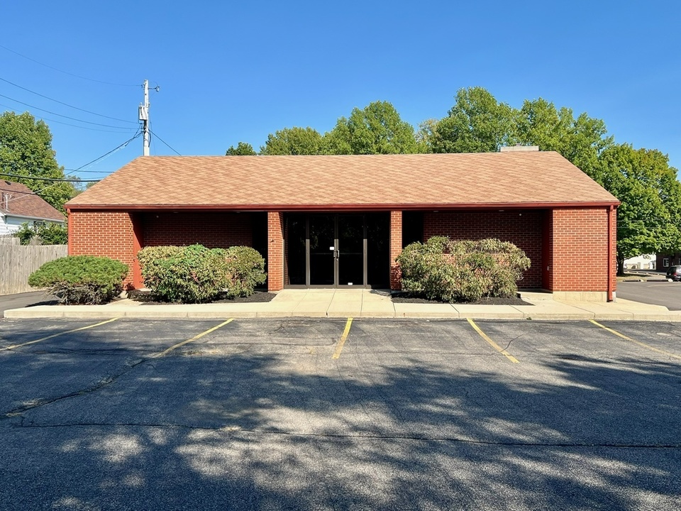 617 Shroyer Rd, Dayton, OH 45419