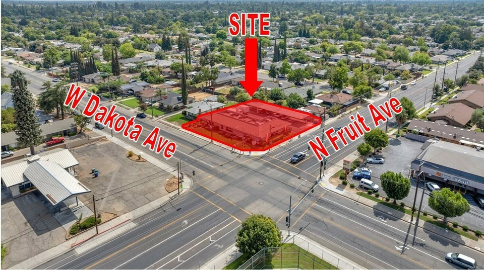 445 W Dakota Ave, Fresno, CA 93705