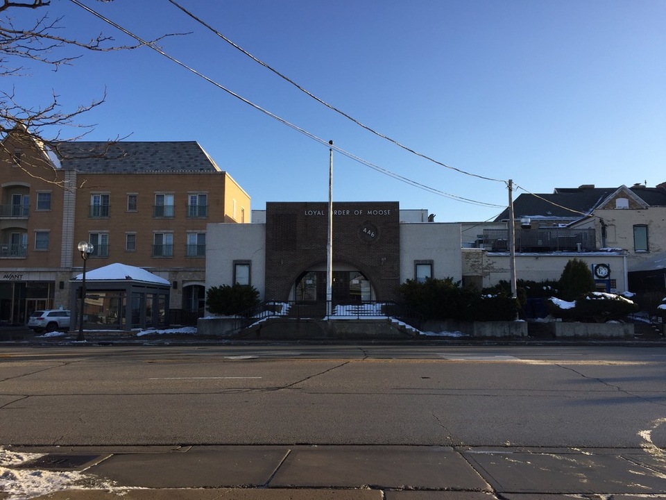 Owner/User Opportunity in Downtown Highland Park 1799 Green Bay Road