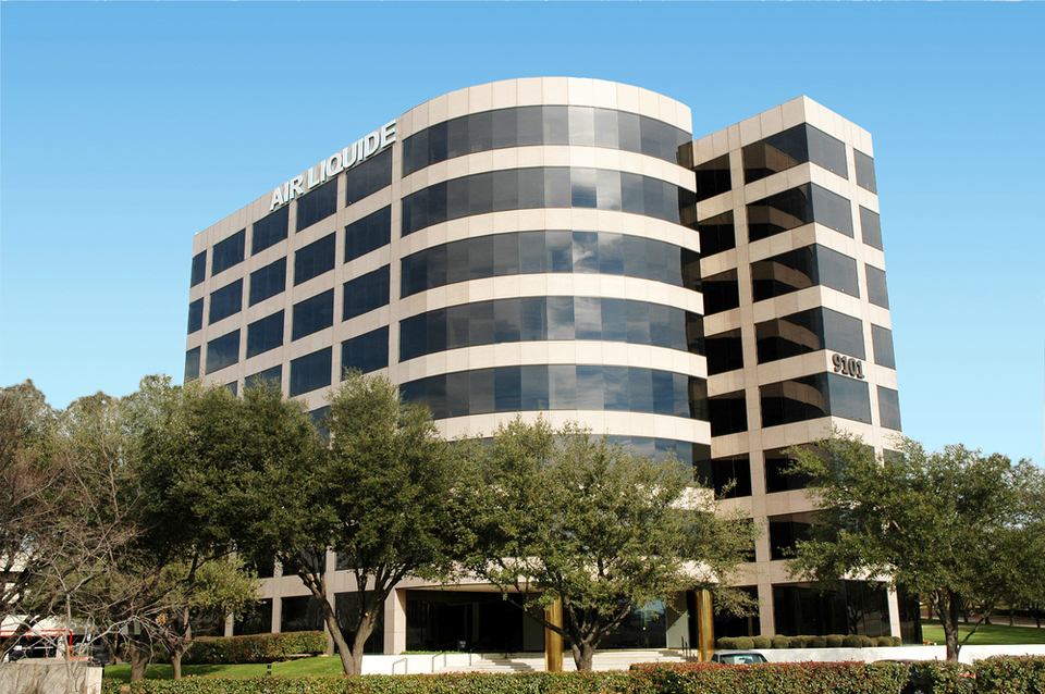 Offices at Interchange Private Offices for Lease Dallas LBJ Freeway