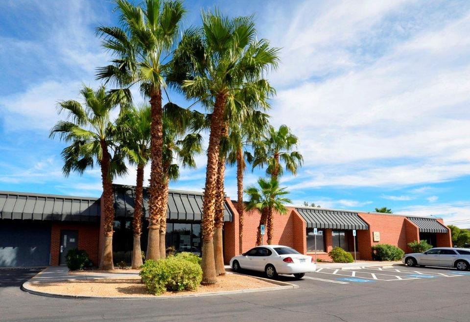 Las Vegas Quality HighTech Office Building For Sale 3210 E.Tropicana