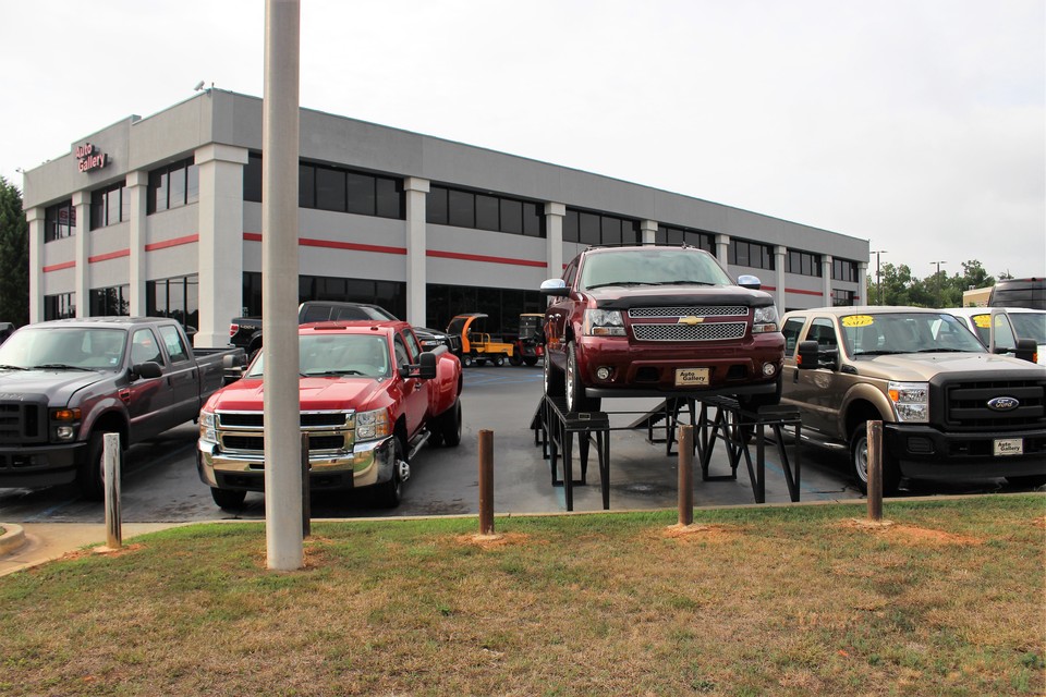 North Metro Atlanta Used Car Dealership Excellent Location Lots of