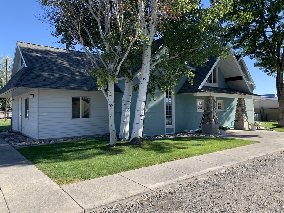 TurnKey Daycare/School Facility For Sale 245 Foster Lane, Billings