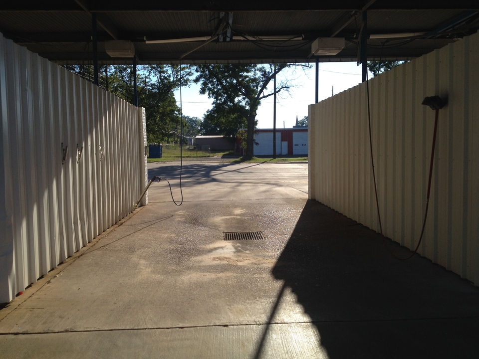 Texarkana, TX Car Wash For Sale 1702 W. 7th St., Texarkana, TX, 75501