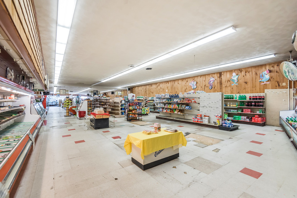 Francis Food Mart 1084 Belmont Street, Watertown, MA, 02472