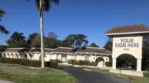 3550 Tamiami Trail E, Naples, FL, 34112