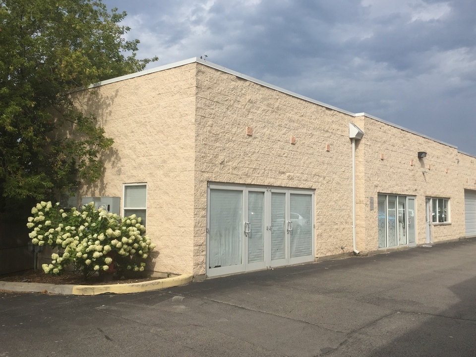 FOR SALE Commercial Condo Northbrook 600 Waukegan Road, Northbrook