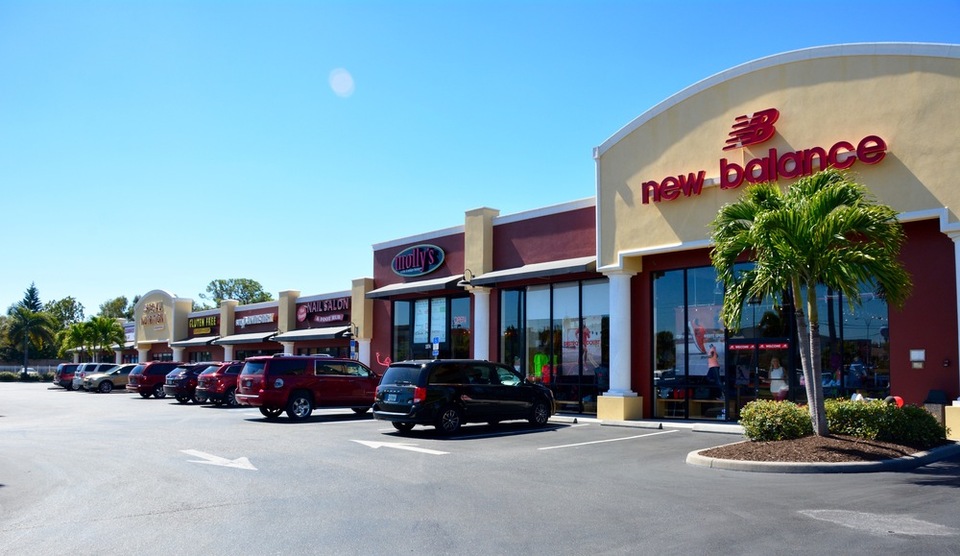 South Bridge Shopping Plaza 1890 Stickney Point Rd, Sarasota, FL, 34231