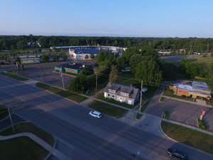 7026 S Cedar, Lansing, MI, 48911