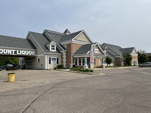 2520 White Bear Avenue, Maplewood, MN, 55109