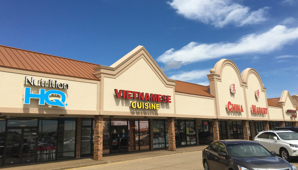 Woodland Center 1320 N Green River Rd, Evansville, IN, 47715