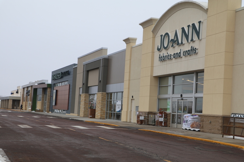 Madison East Center 1400 Madison Ave, Mankato, MN, 56001