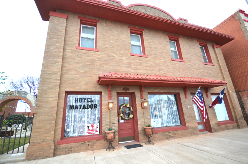 HOTEL MATADOR 1115 Main Street, Matador, TX, 79244