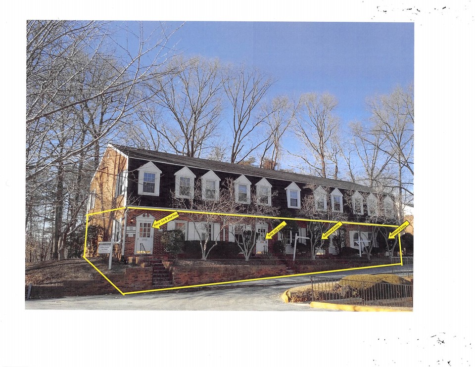 First Floor Suite in Village Center area of Crofton, MD 1686 Village