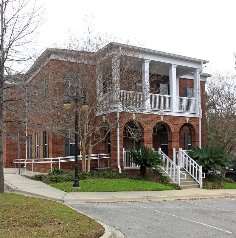 Office Building For Sale in NE 1414 Piedmont Drive E, Tallahassee, FL