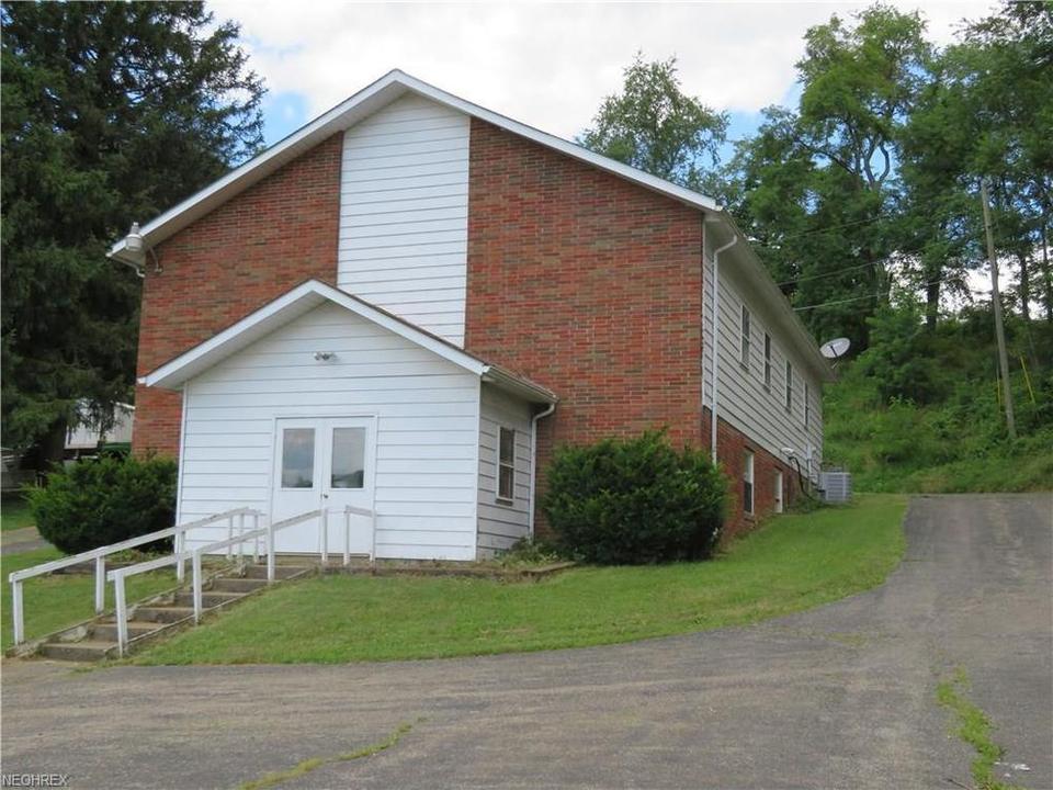 3745 West Pike, Zanesville, OH, 43701 3745 West Pike, Zanesville, OH