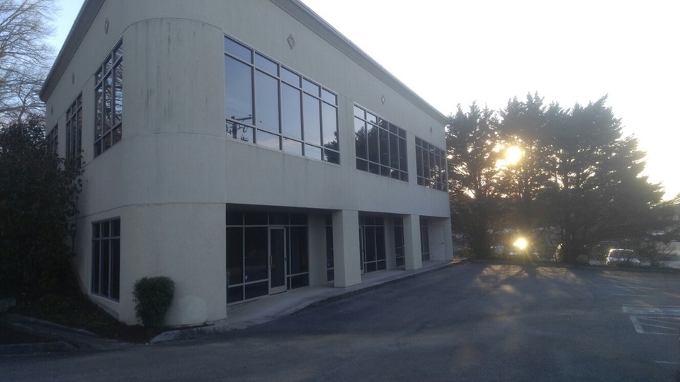 Agnes Road Owner / Occupant Office Opportunity 405 Agnes Rd